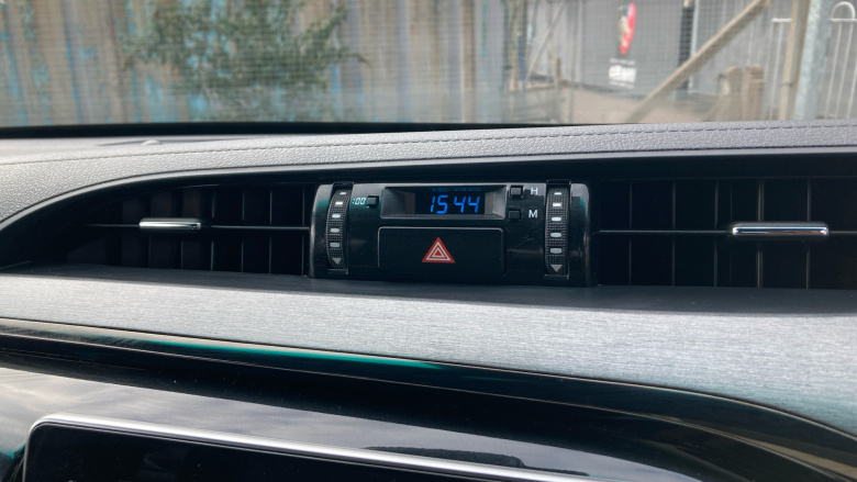 Toyota Hilux Diesel Invincible X D/Cab Pick Up 2.4 D-4D